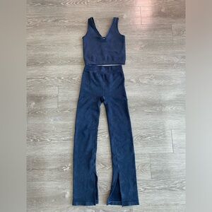 Fabletics Cloud Seamless Split Flare Set